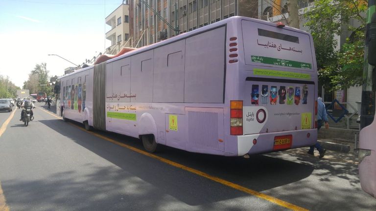 الحافلات الجديدة بإيران