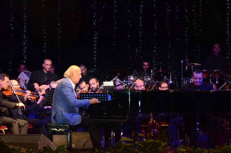 الموسيقار العالمي عمر خيرت