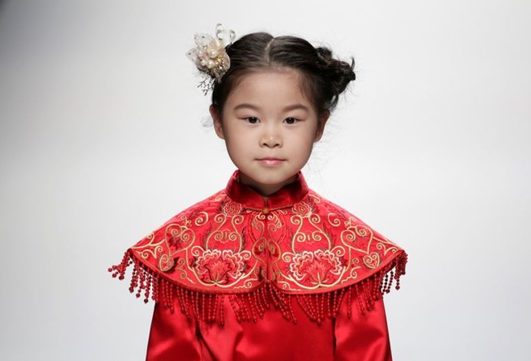 مجموعة مميزة لأزياء الأطفال ضمن أسبوع الموضة بالصين