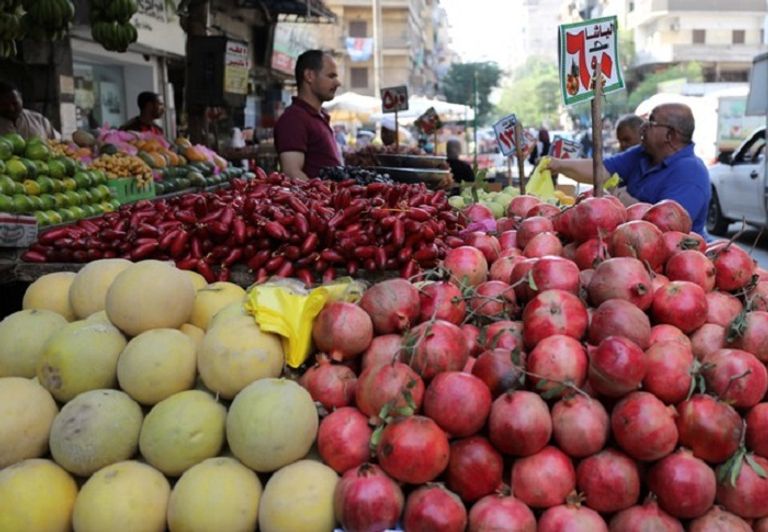 عام على تحرير سعر الدولار في مصر