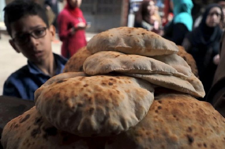 عام على تحرير سعر الدولار في مصر