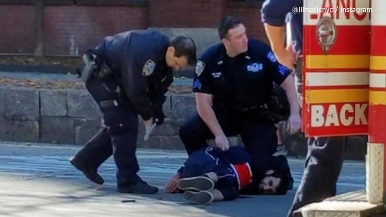 منفذ هجوم مانهاتن كان مسلحا بلعب أطفال