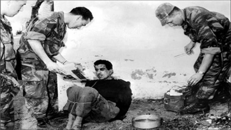 احتفالات جزائرية بالنصر