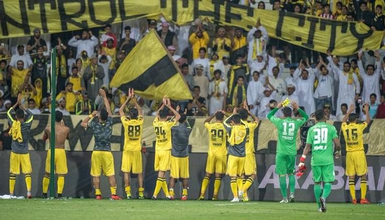 مشجعو الوصل بعد الفوز بالديربي: دبي صفراء
