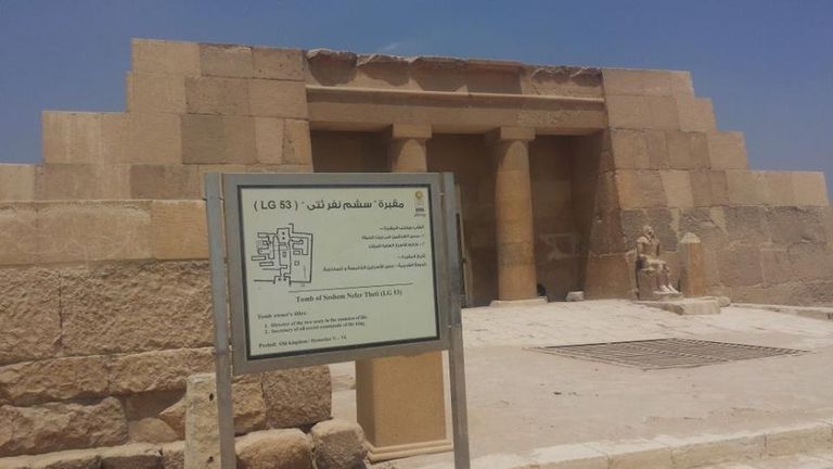 هرم خوفو أكبر الأهرامات بمنطقة آثار الهرم