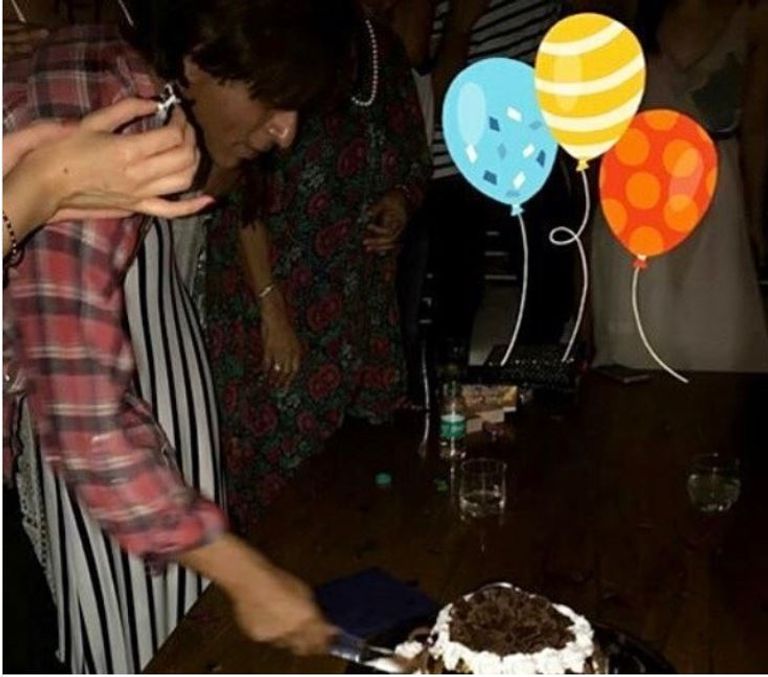 بالصور.. نجوم بوليوود في عيد ميلاد شاروخان