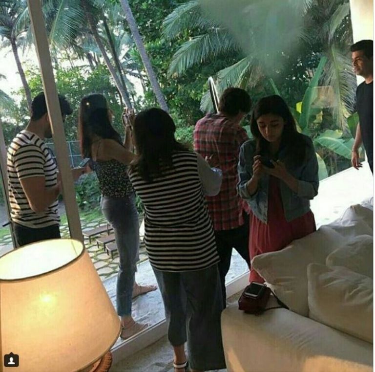 بالصور.. نجوم بوليوود في عيد ميلاد شاروخان