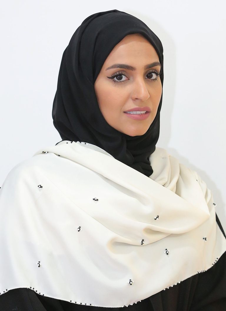 شعار مبادرة ألف عنوان وعنوان