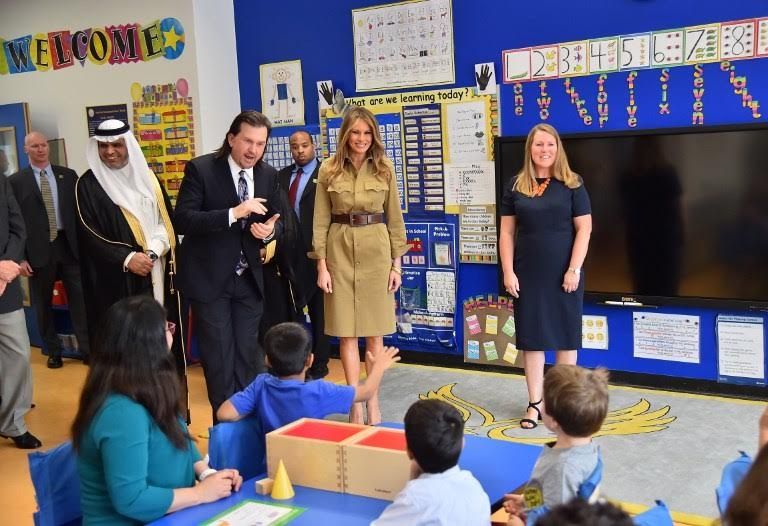 تغير ملحوظ في أزياء ميلانيا في زياراتها الأخيرة