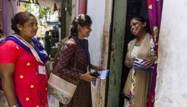 تجنيد النساء بالهند لتحصيل فواتير الكهرباء بعد خسائر 10 مليارات دولار
