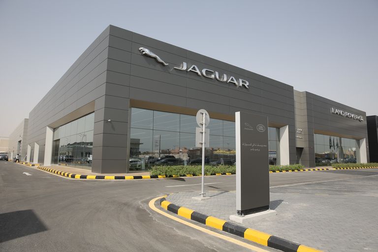 "جاكوار لاند روفر" تطلق هويتها المؤسسية الجديدة "ARCH"