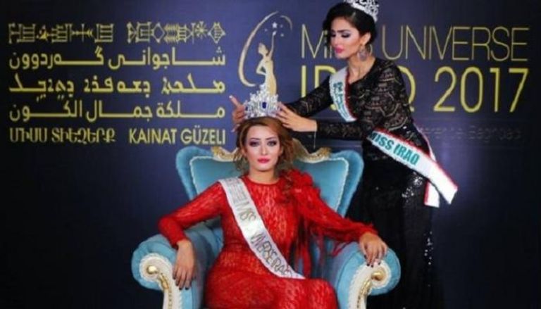 سارة عيدان أثناء تتويجها ملكة جمال العراق لـ2017