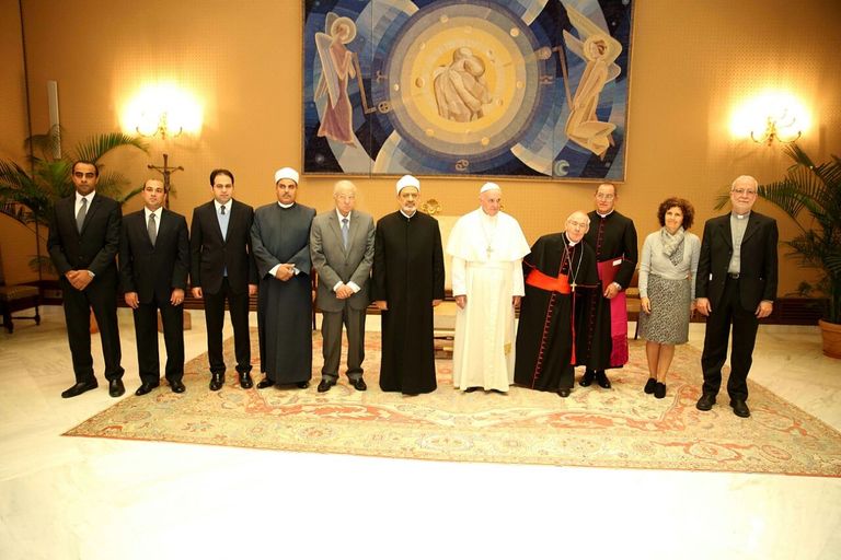 بابا الفاتيكان خلال استقباله شيخ الأزهر