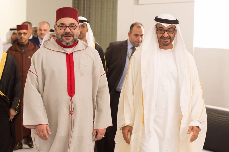 الشيخ محمد بن راشد والشيخ محمد بن زايد والرئيس الفرنسي وزوجته