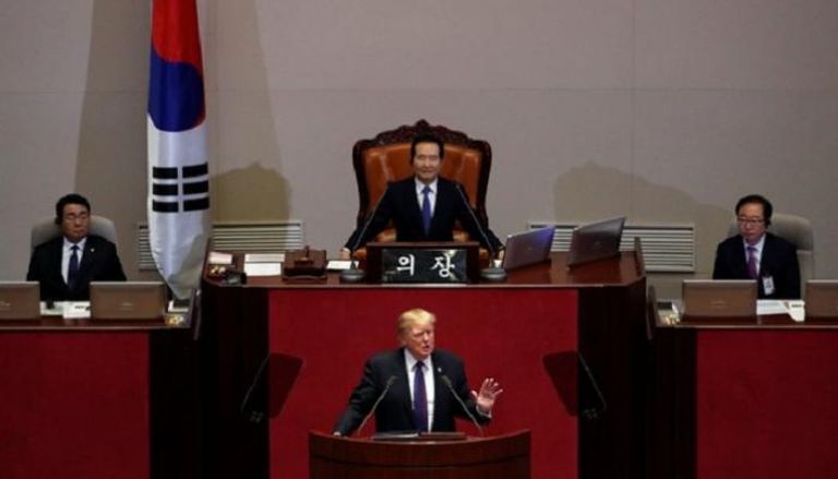 الرئيس الأمريكي يلقي كلمته أمام برلمان كوريا الجنوبية