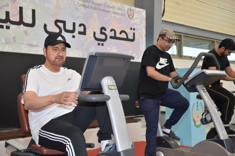 الدكتور محمد البيلي يقبل تحدي دبي للياقة 