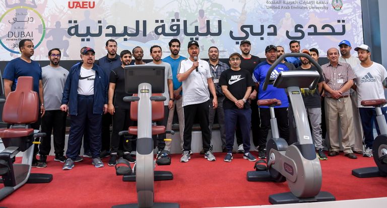 الدكتور محمد البيلي يقبل تحدي دبي للياقة 