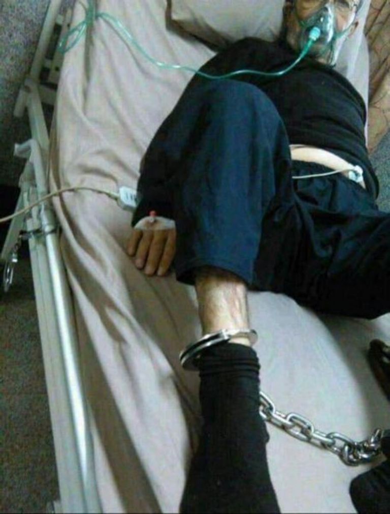 صورة لعمال إيران