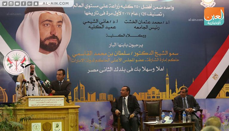 الشيخ سلطان القاسمي خلال زيارته لمعهد الأورام