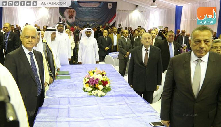 الشيخ سلطان القاسمي خلال زيارته لمعهد الأورام