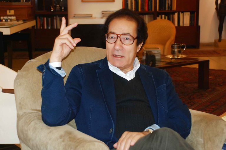 فاروق حسني وزير الثقافة المصري الأسبق الروائي الجزائري واسيني الأعرج