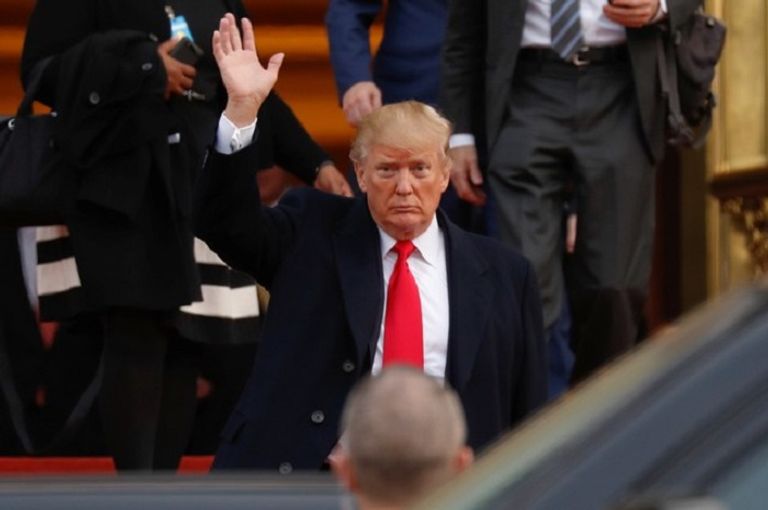 الرئيس الأمريكي ونظيره الصيني خلال توقيع الاتفاقيات