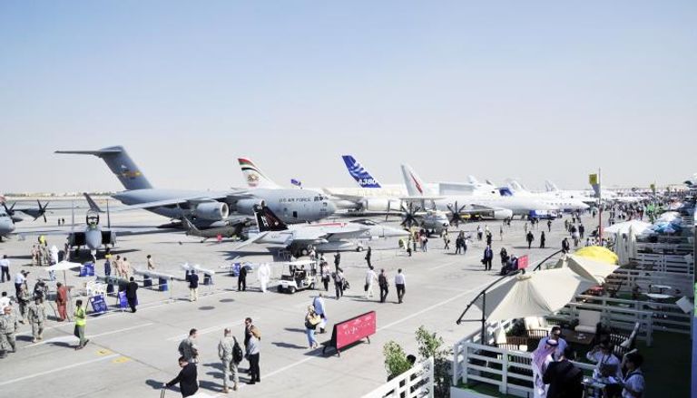 معرض طيران دبي يستقبل أكثر من 72 ألفا و500 زائر