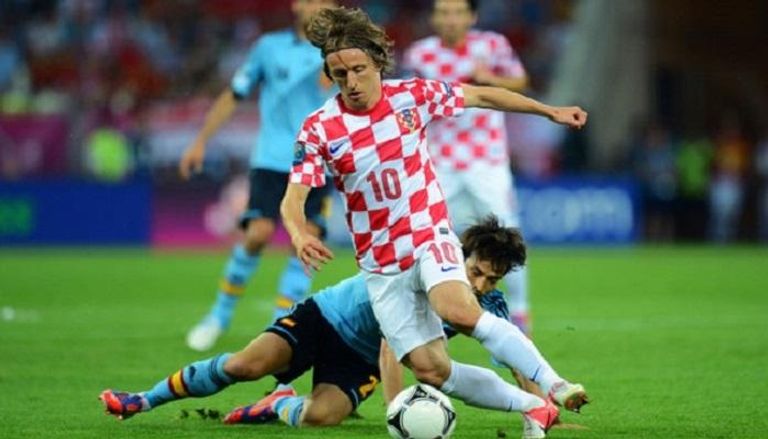 مودريتش يحذر لاعبي كرواتيا من قوة المنتخب اليوناني