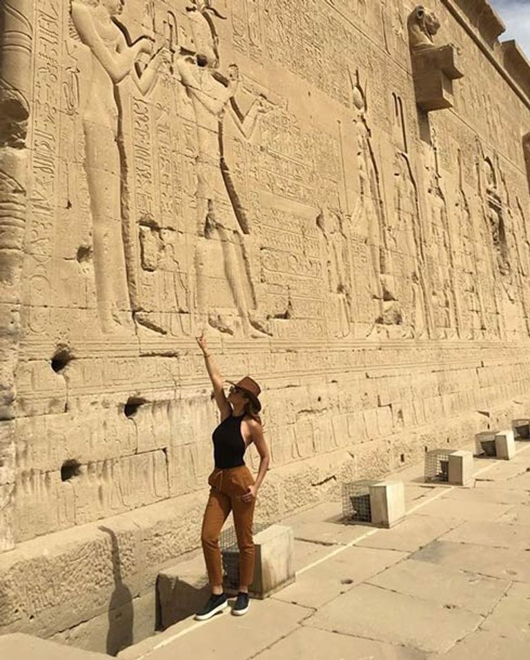 بطلة "ديسباسيتو" في منطقة الأهرامات