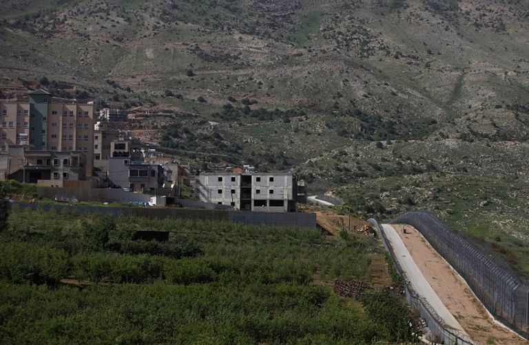 دبابة إسرائيلية أمام هضبة الجولان