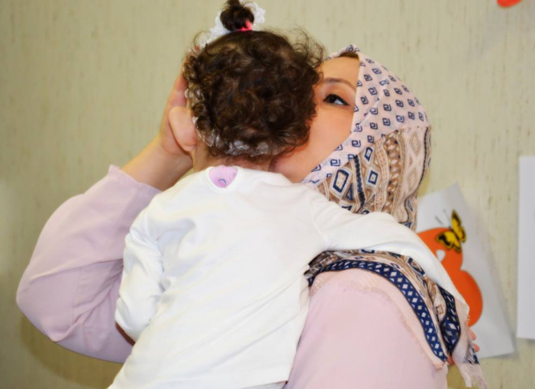 أطباء إيطاليون ينجحون في فصل توأم جزائري