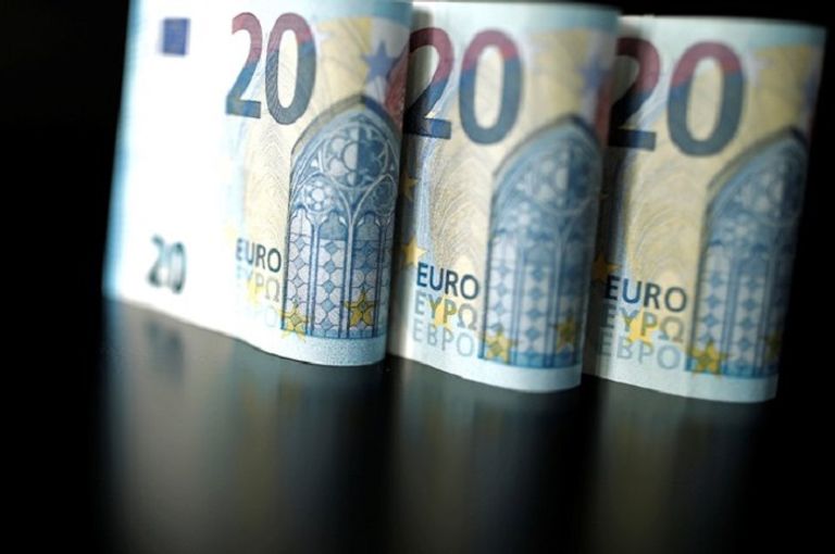 اليورو الأوروبي أمام الدولار - رويترز