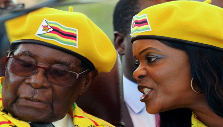 روبرت موجابي رئيس زيمبابوي وزوجته