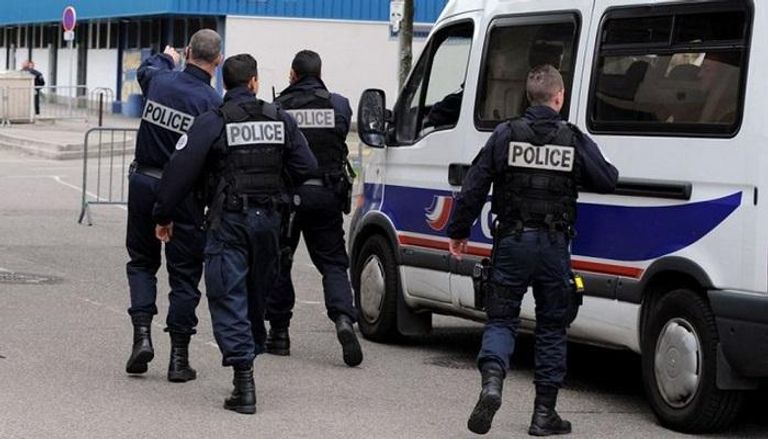 الشرطة الفرنسية-أرشيفية