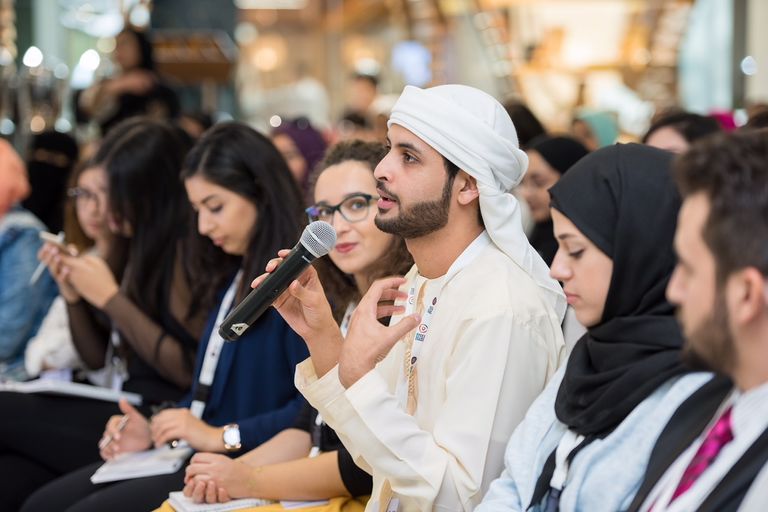 جانب من جلسات برنامج "القيادات الإعلامية العربية الشابة"