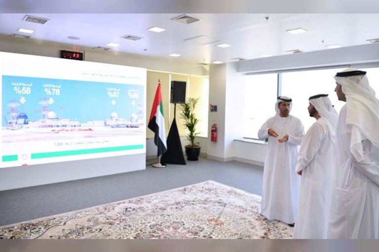 الشيخ حمدان بن زايد آل نهيان خلال الزيارة