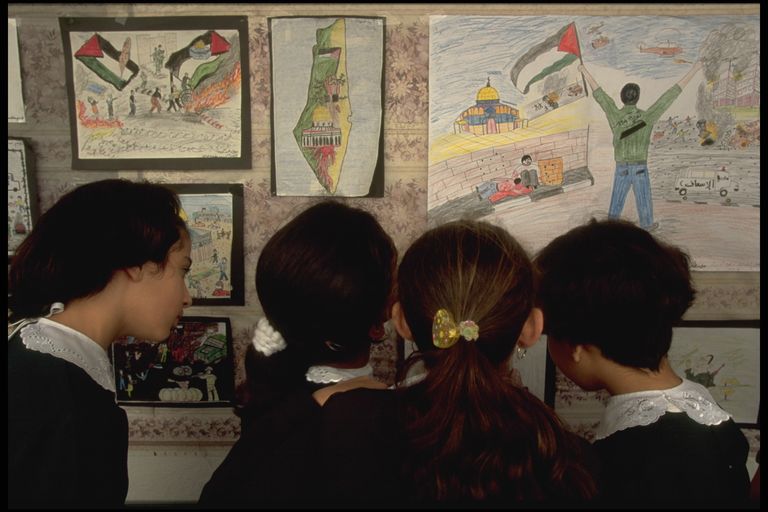 إسرائيل بحثت تهجير الفلسطينيين بعد 1967 بـ"التعطيش"