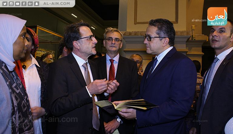 خالد العناني وزير الآثار المصري