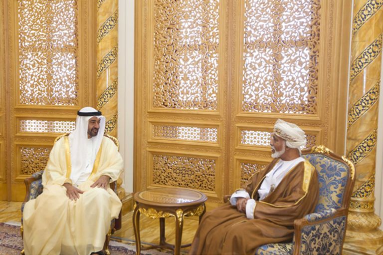 الشيخ خليفة بن زايد حافظ على مسيرة والده في دعم العلاقات مع عُمان