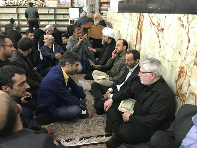 حميد بقائي مساعد أحمدي نجاد يعتصم في مزار شاه عبد العظيم