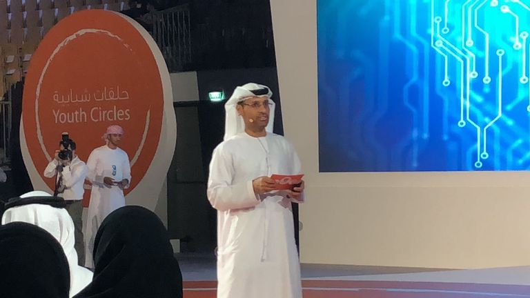 جانب من الحضور في الحلقة النقاشية