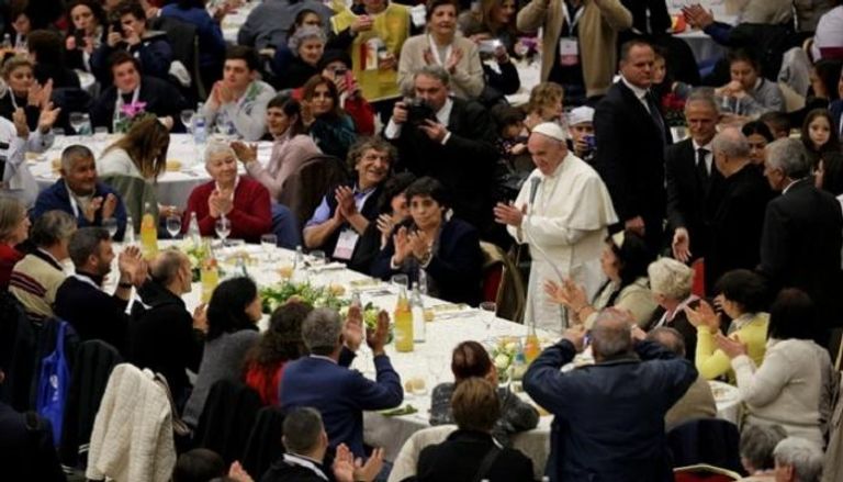 البابا في قداس احتفالا باليوم العالمي للفقراء