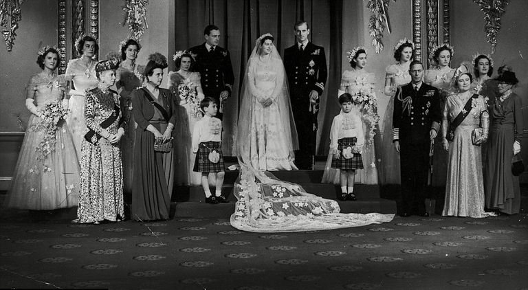 الملكة إليزابيث الثانية وزوجها الأمير فيليب