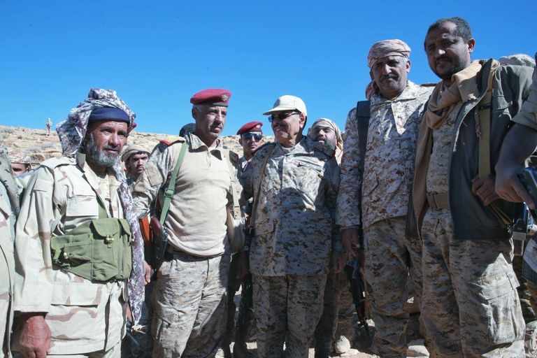 نائب الرئيس اليمني وقائد القوات السعودية في جبهة نهم