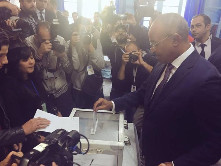 بدء عملية فرز الأصوات في انتخابات محليات الجزائر