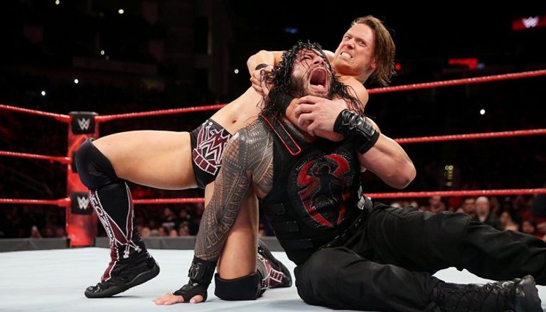 رومان رينز بعد الفوز مع سيث رولينز ودين أمبروز