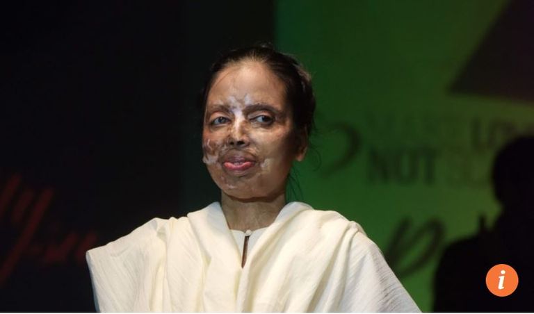 الهنديات المشاركات في عرض الأزياء هوت كوتور