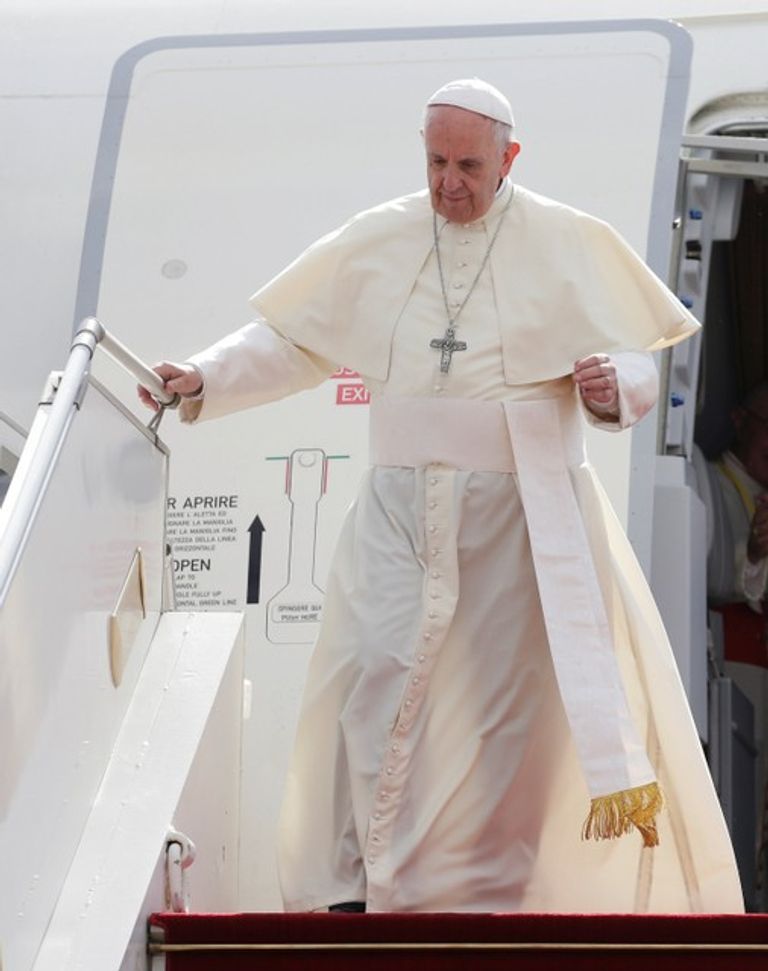 احتفالات في ميانمار لاستقبال بابا الفاتيكان