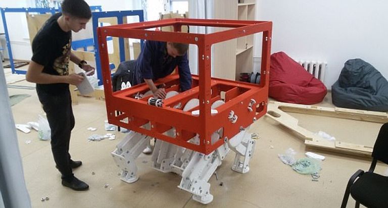 "هاوس أون ليجز"