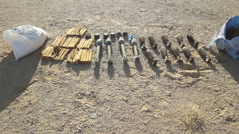 الجيش المصري يضبط مقذوفات مضادة للدبابات